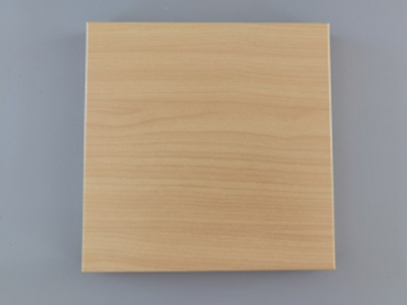 Wood grain transfer printing aluminum veneer